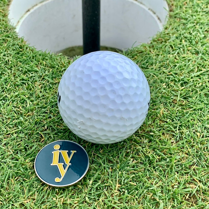 最旬ダウン IVY golfロゴ入りゴルフマーカー ラウンド用品・アクセサリー