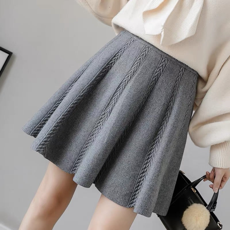 Cable knit pleated skirt