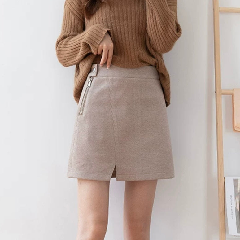 A line side zip skirt