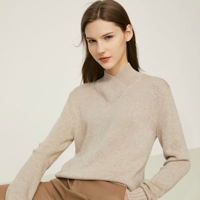 High V neck knit pullover